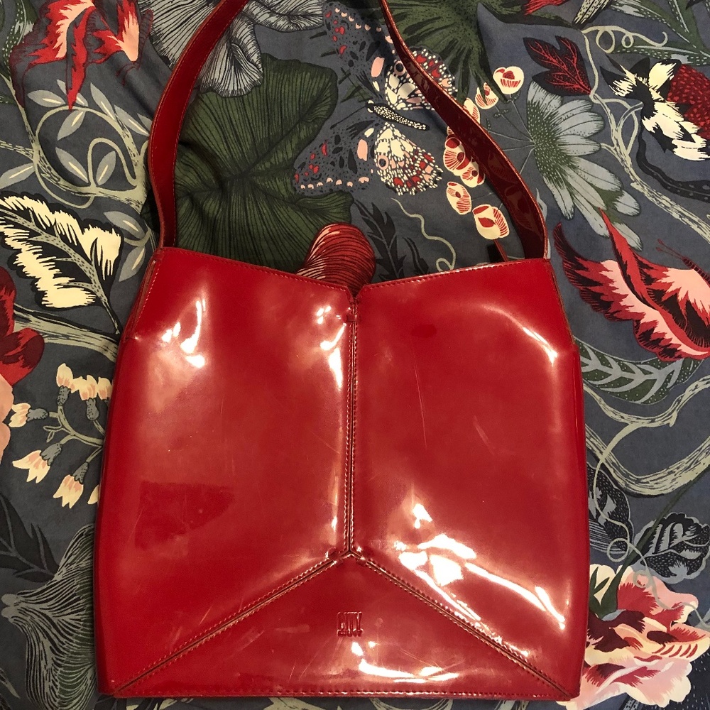 ***** DKNY City ****** Structured Bag Tote Red Patent Leather